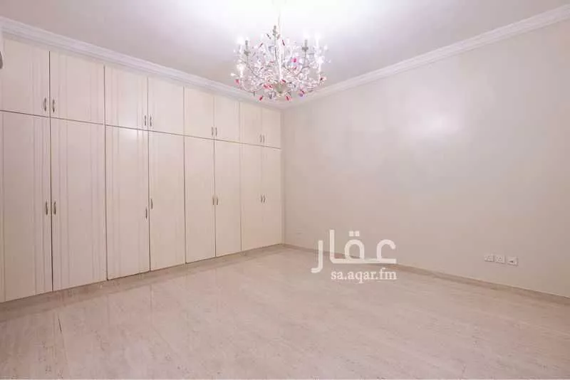 6 bedroom villa in Al Khalidiyyah 13