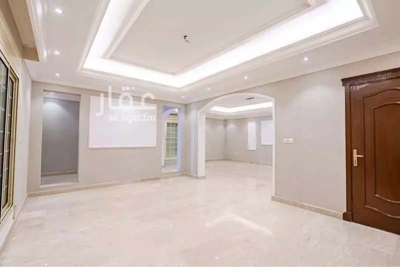 6 bedroom villa in Al Khalidiyyah 15
