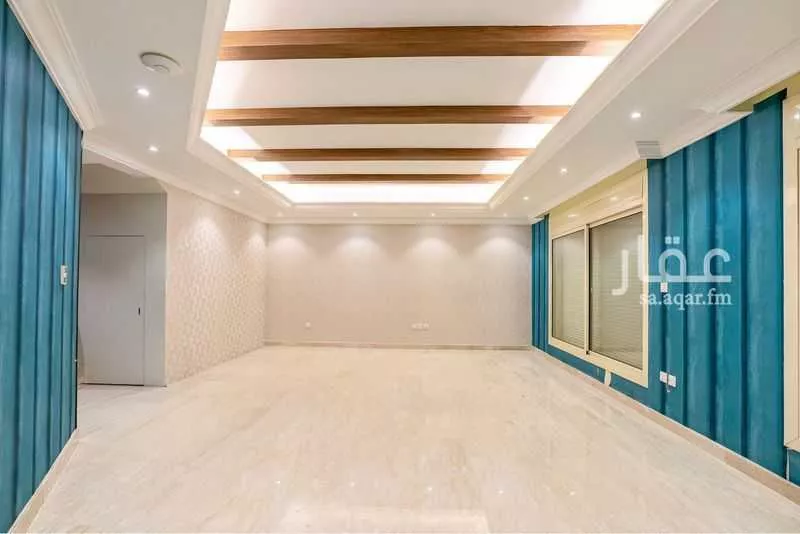 6 bedroom villa in Al Khalidiyyah 17