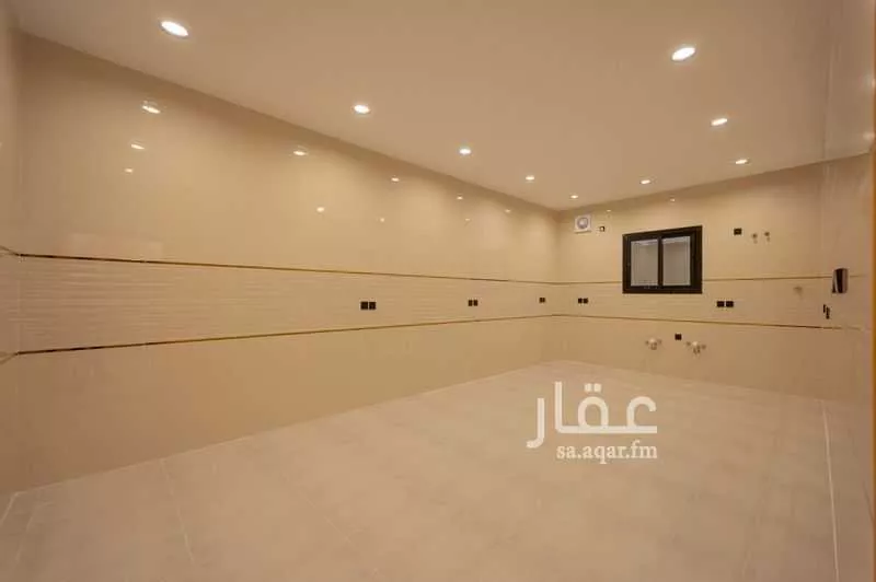 5 bedroom villa in Al Safwah, Jeddah 9