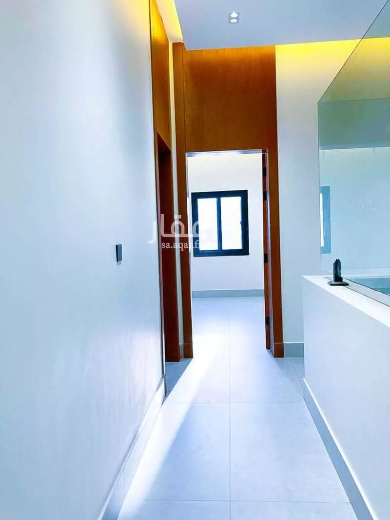 9 bedroom villa in Al Hamdaniyah 12