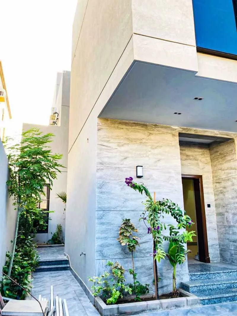 9 bedroom villa in Al Hamdaniyah 15