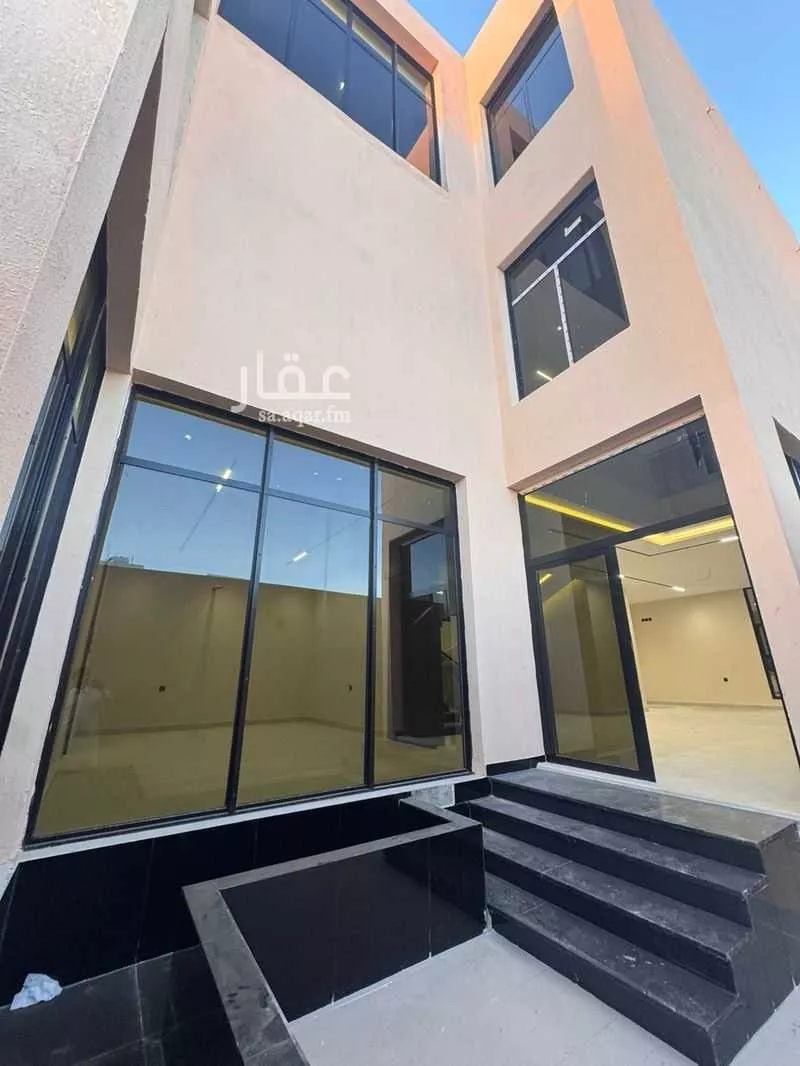 8 bedroom villa in Al Rahmaniyyah 6