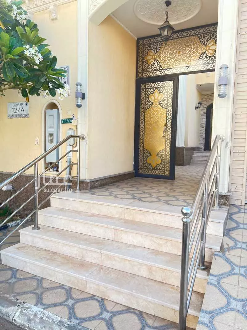 5 bedroom villa in Abhur North, Jeddah 8