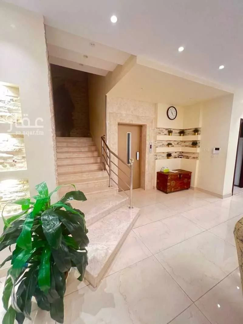 5 bedroom villa in Abhur North, Jeddah 9