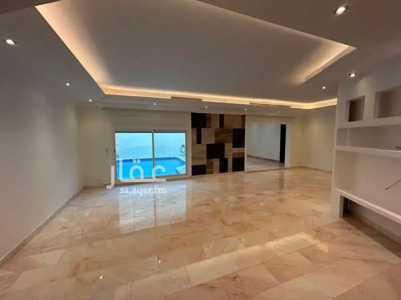7 bedroom villa in Al Khalidiyyah 11
