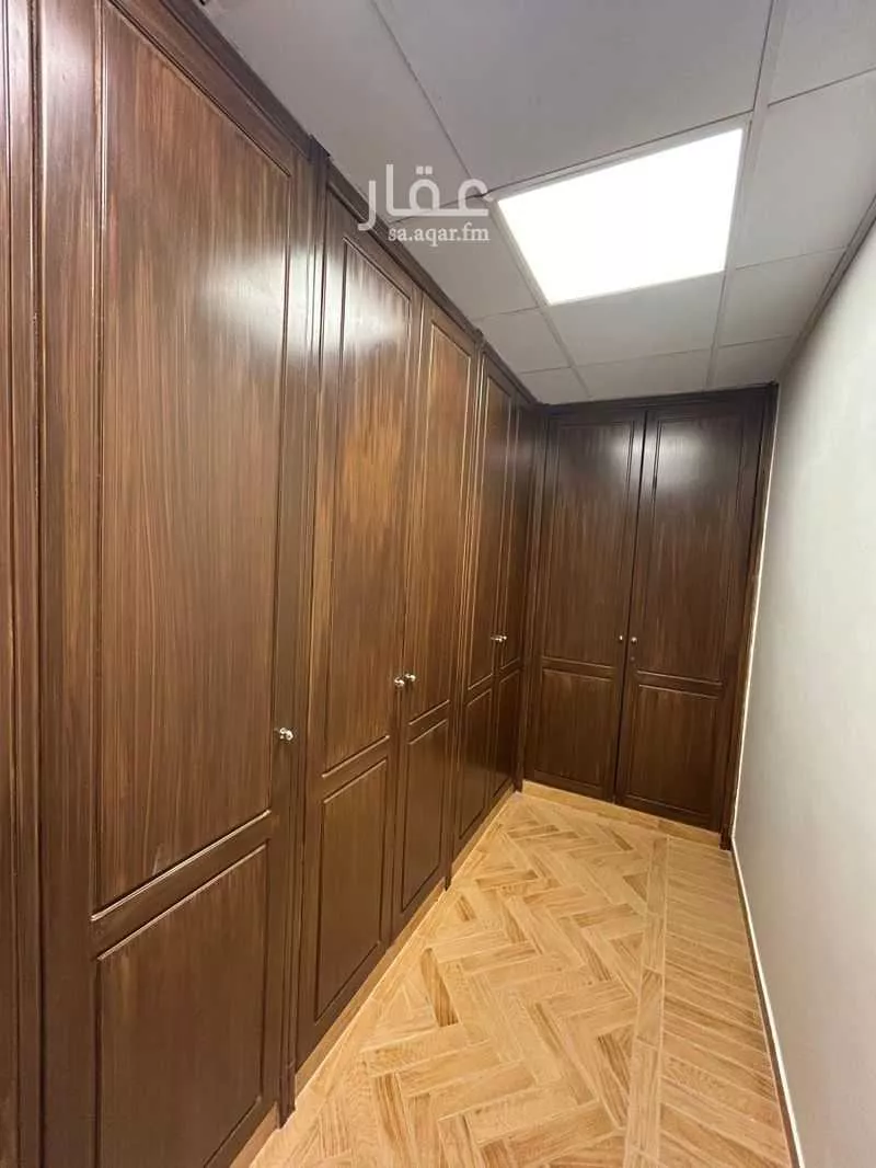 7 bedroom villa in Al Khalidiyyah 17