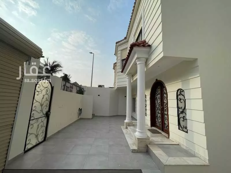7 bedroom villa in Al Khalidiyyah 28