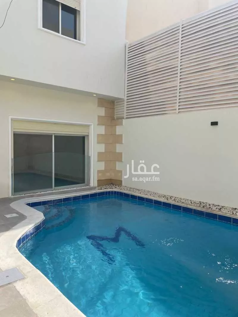 7 bedroom villa in Al Khalidiyyah 29
