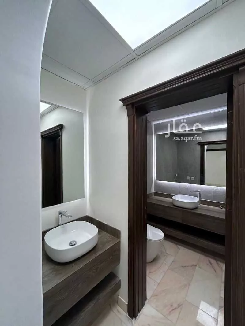 7 bedroom villa in Al Khalidiyyah 5