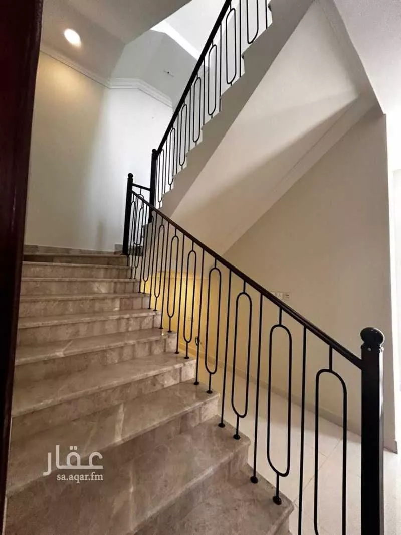 5 bedroom villa in Jeddah 11