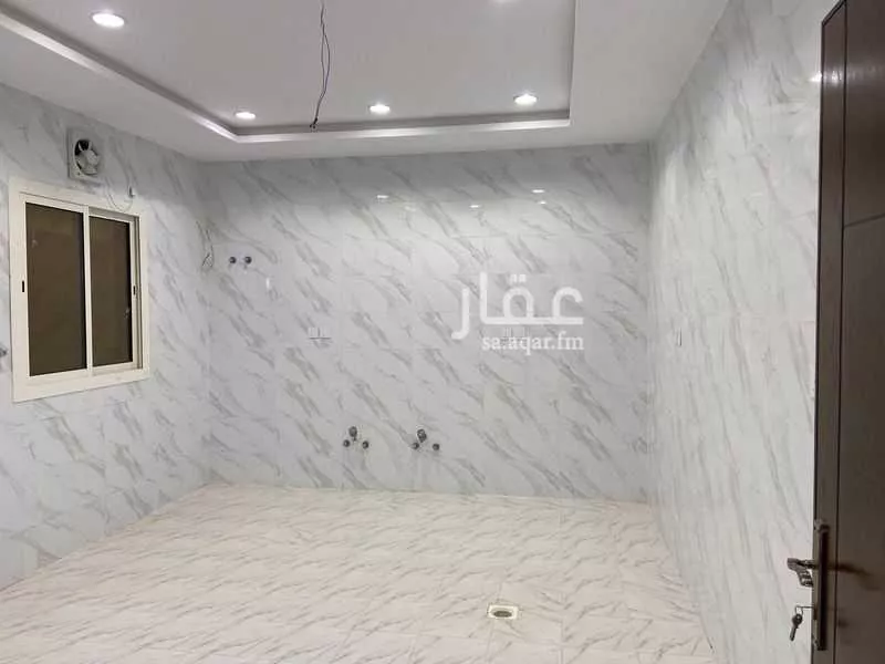 فيلا 7 غرف في الفروسية 12
