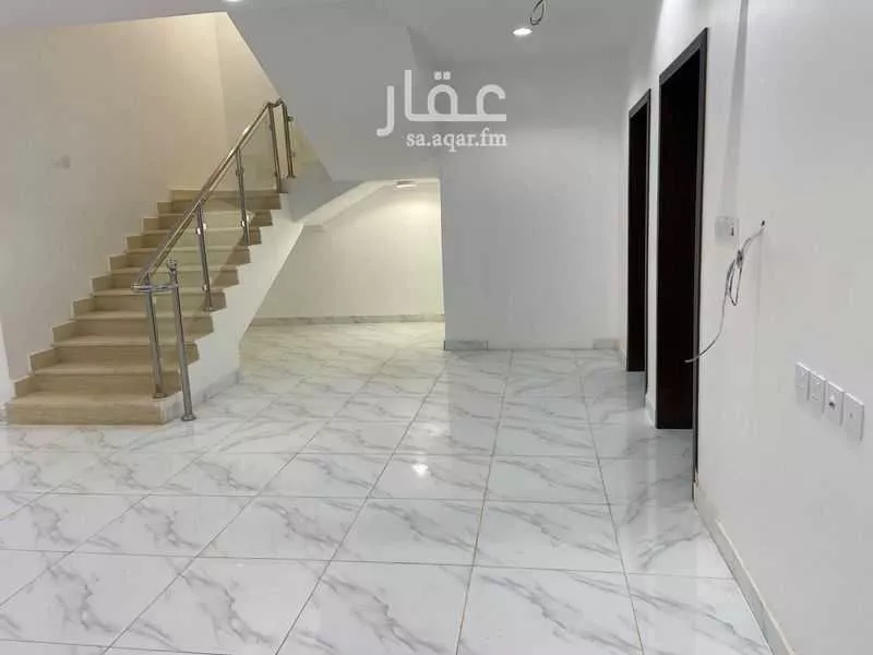 فيلا 7 غرف في الفروسية 20