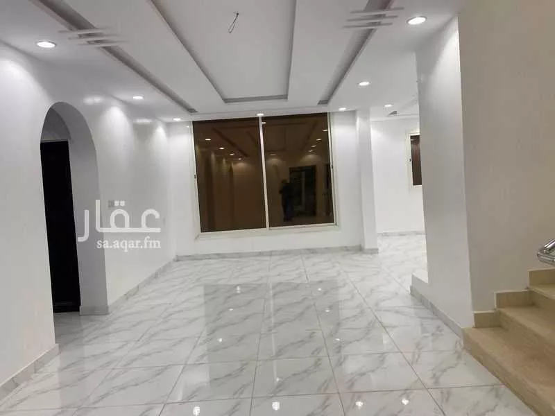 فيلا 7 غرف في الفروسية 21
