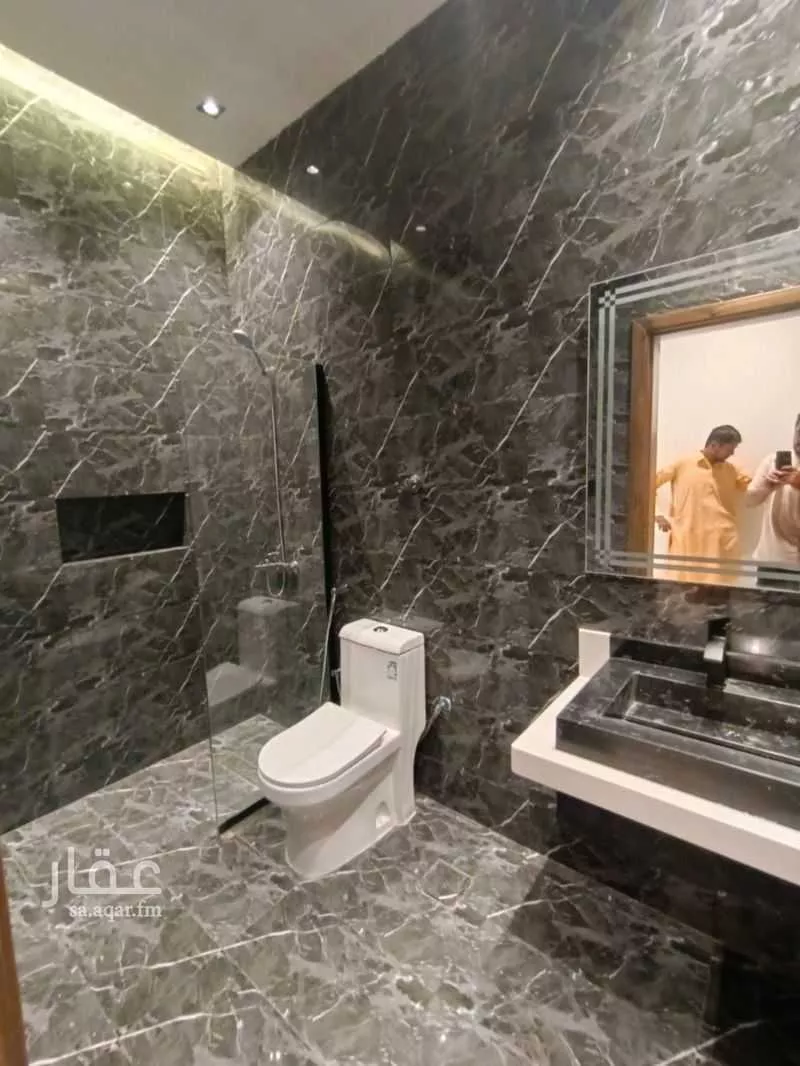 5 bedroom duplex in Jeddah 9