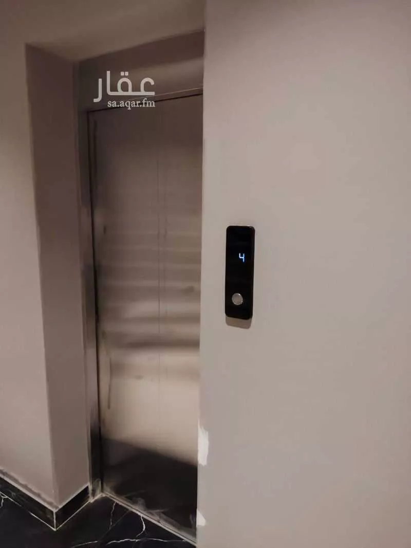 شقة 5 غرف في الحمرا 5