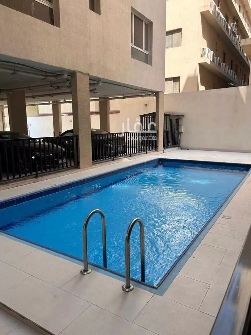 3 bedroom apartment in Al Hamra 4