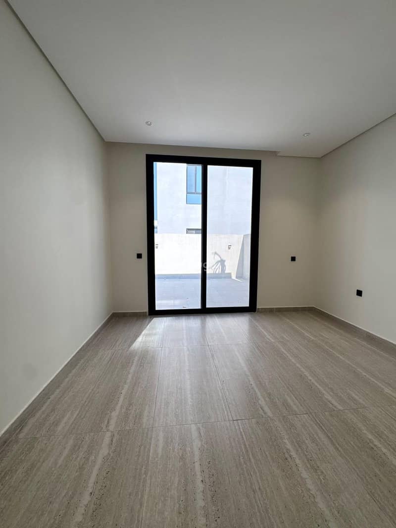 5 bedroom villa in Al Bahr, Eastern Province 24
