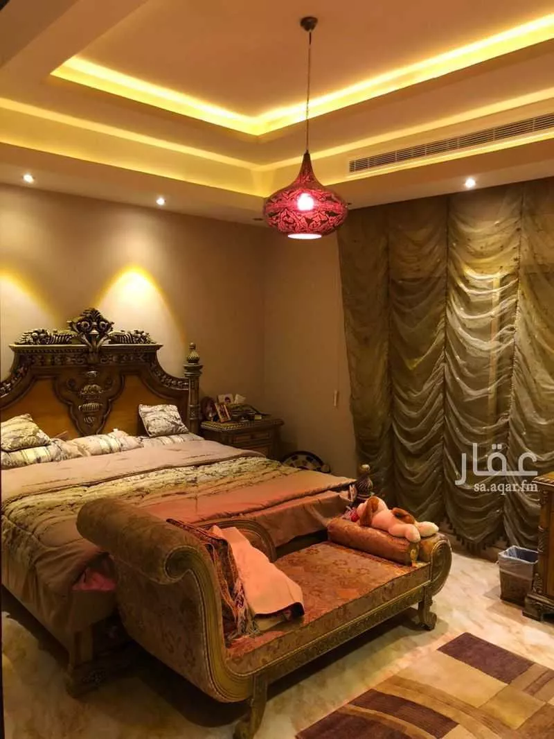 فيلا 4 غرف في الشراع 3