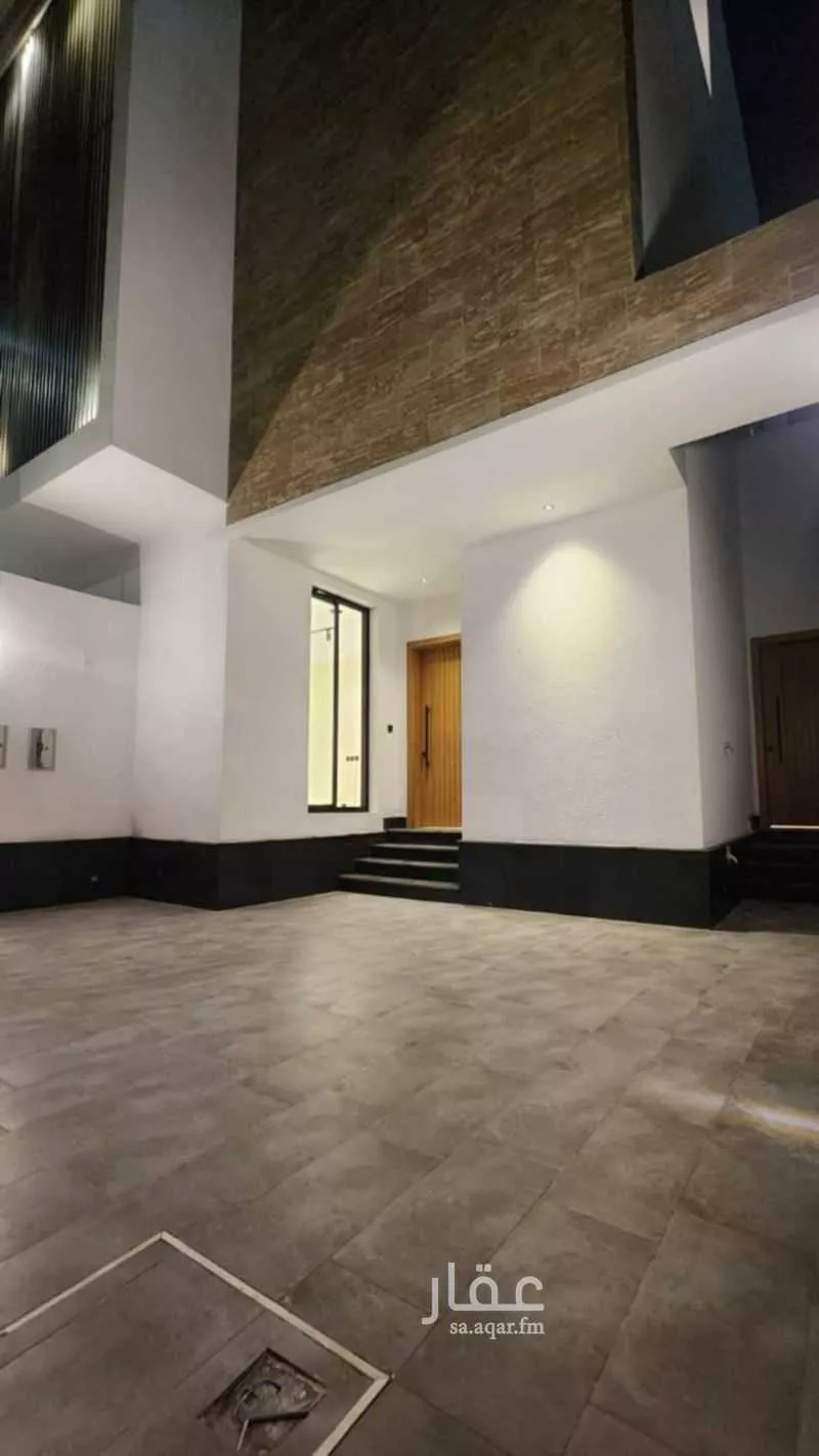 6 bedroom villa in Al Yaqout 2