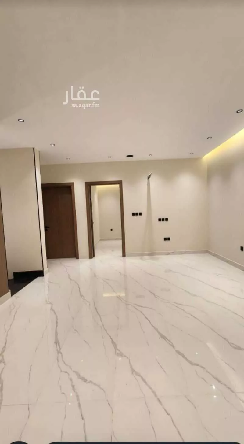6 bedroom villa in Al Yaqout 12
