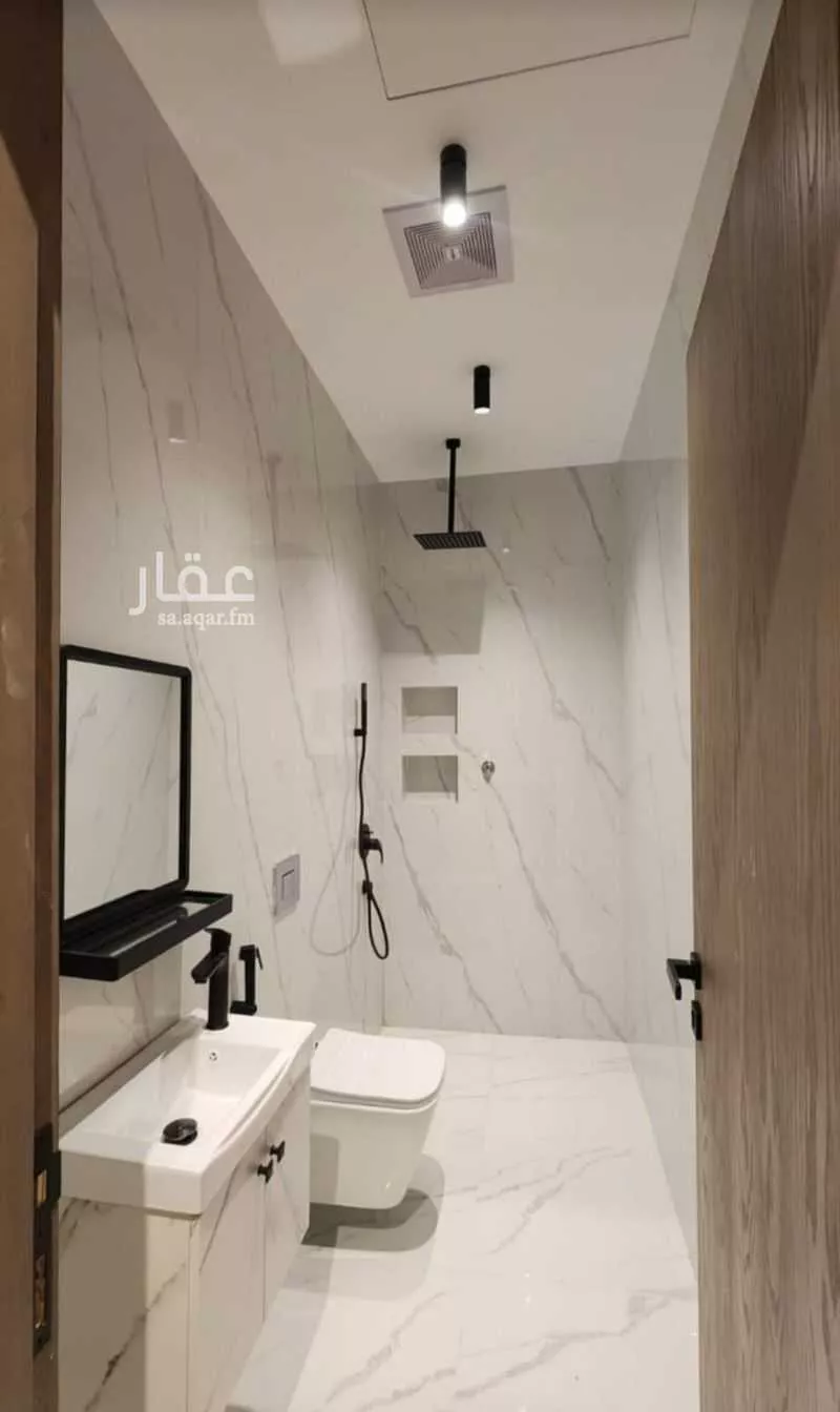 6 bedroom villa in Al Yaqout 15