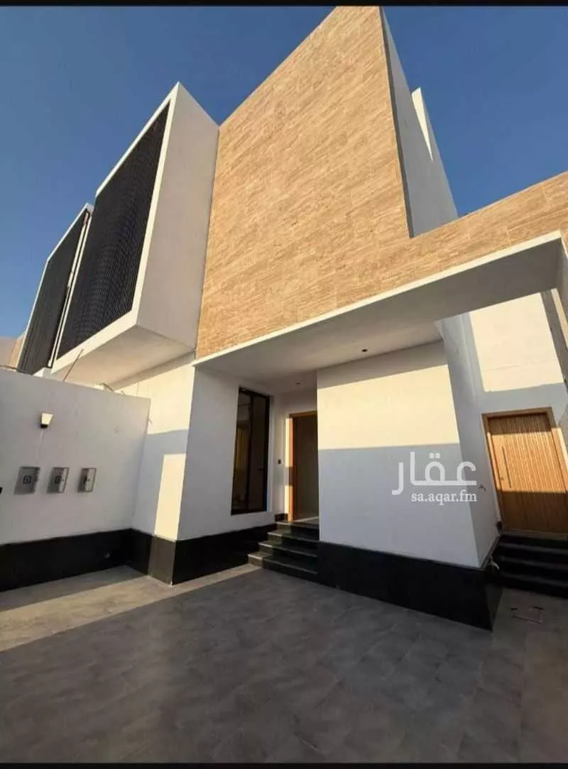 6 bedroom villa in Al Yaqout 3