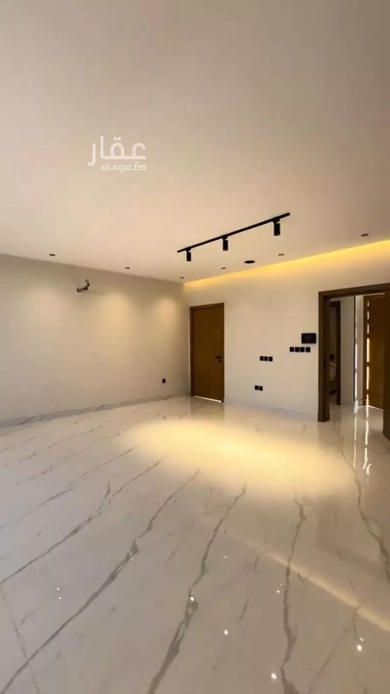 6 bedroom villa in Al Yaqout 7