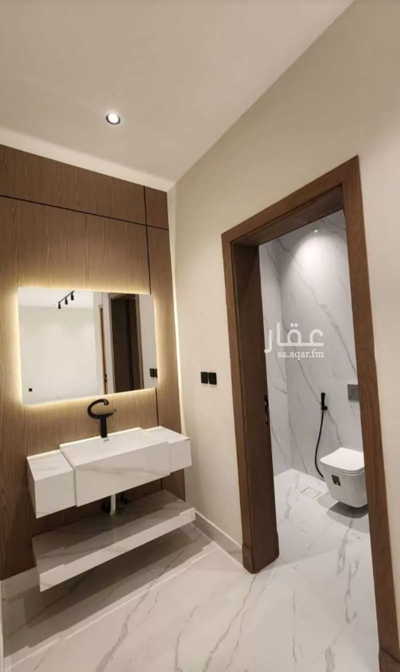 6 bedroom villa in Al Yaqout 9