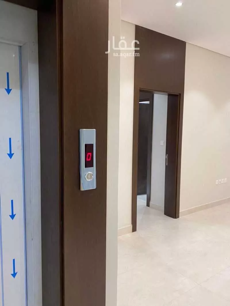 8 bedroom villa in Al Yaqout 3