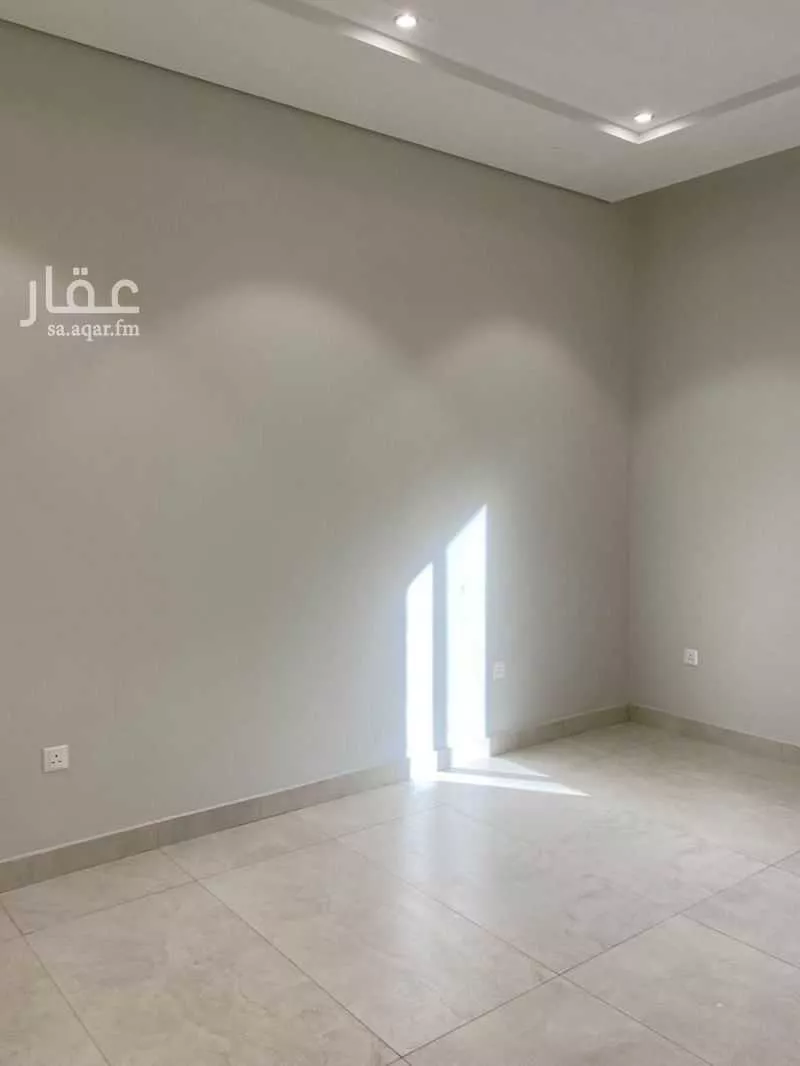 8 bedroom villa in Al Yaqout 7