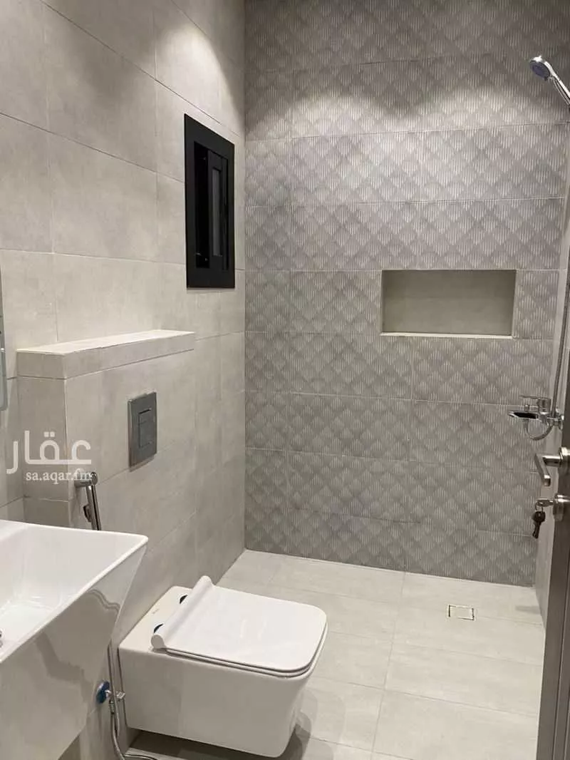 8 bedroom villa in Al Yaqout 8