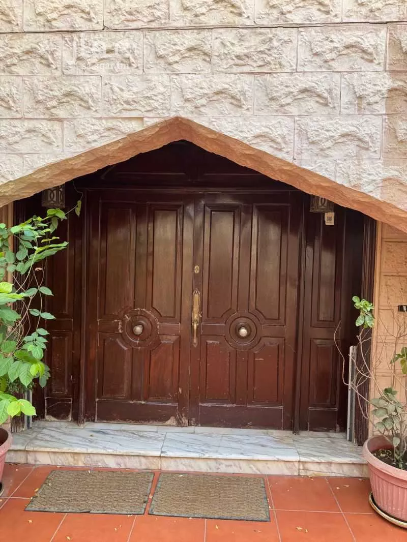 فيلا 6 غرف في الأجواد 18