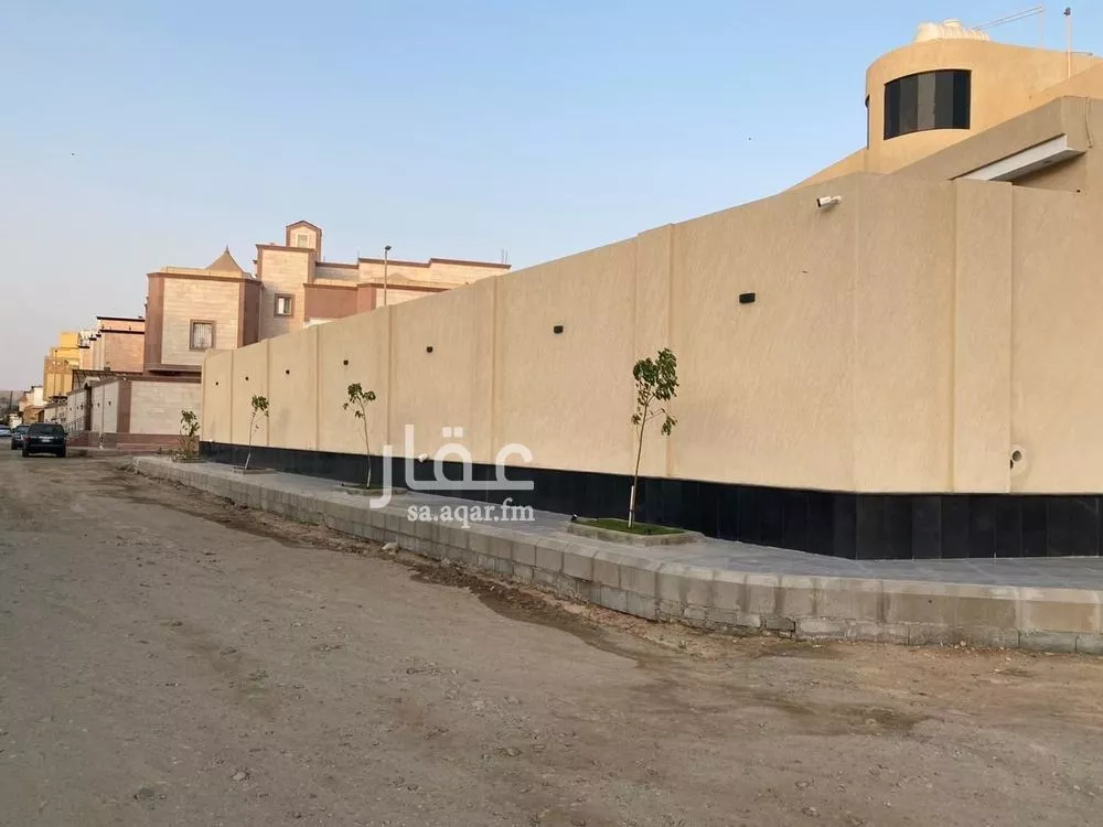 7 bedroom villa in Al Asalah 17