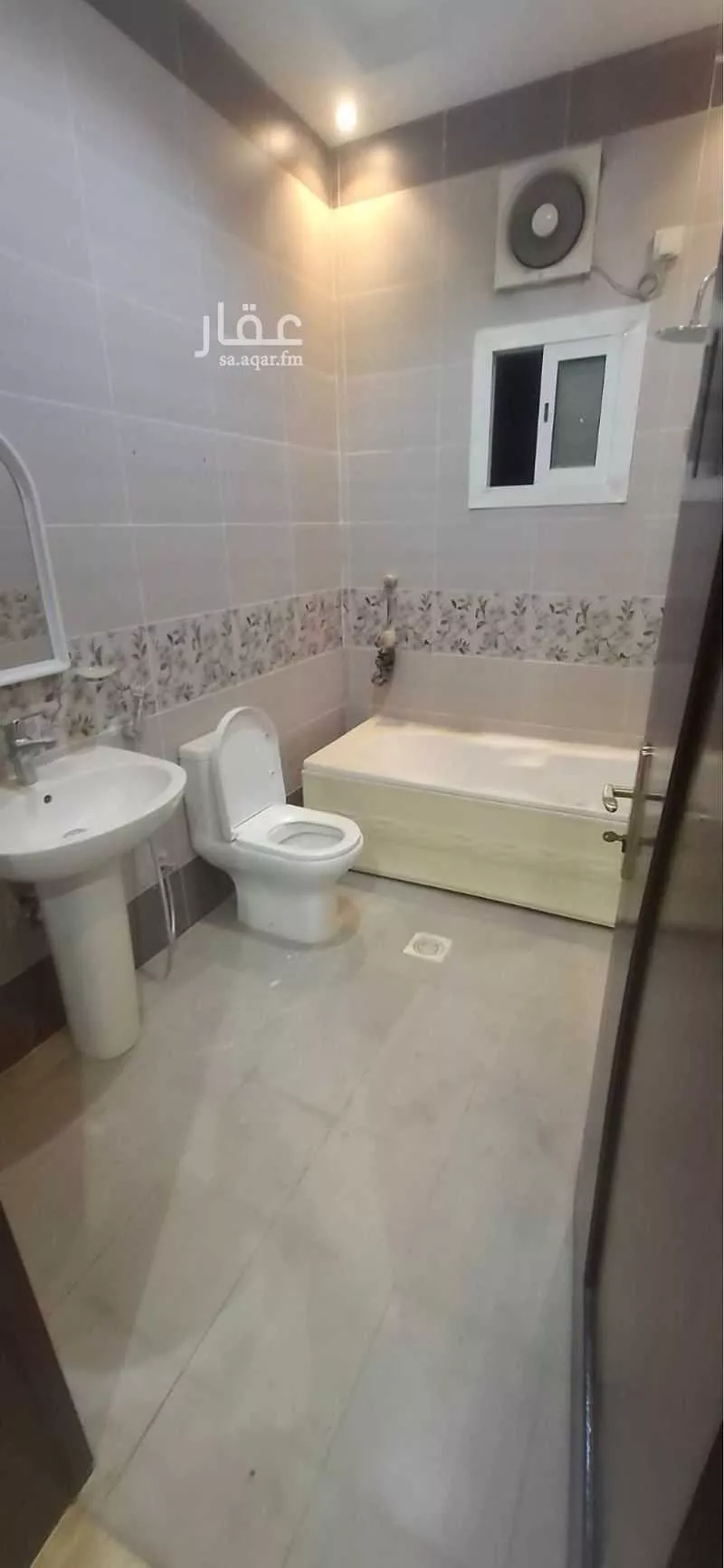 4 bedroom apartment in Al Yaqout, Jeddah 2