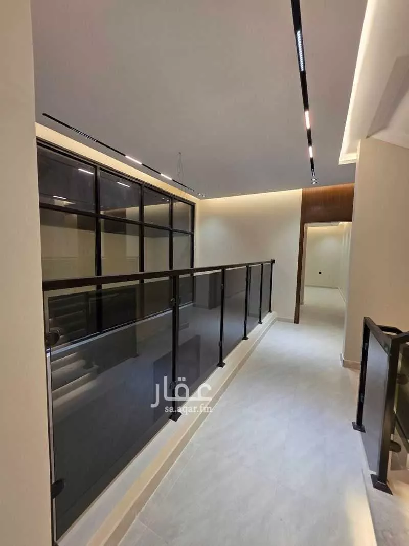 9 bedroom villa in Al Rahmaniyyah 2