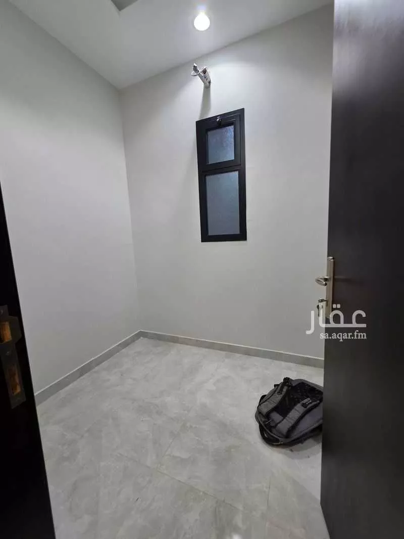 فيلا 6 غرف في الصالحية 9