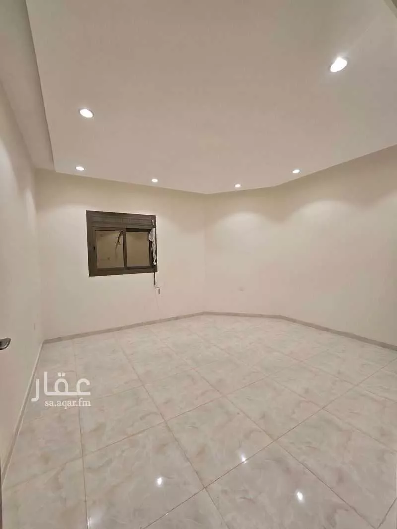 6 bedroom villa in Al Falah 3
