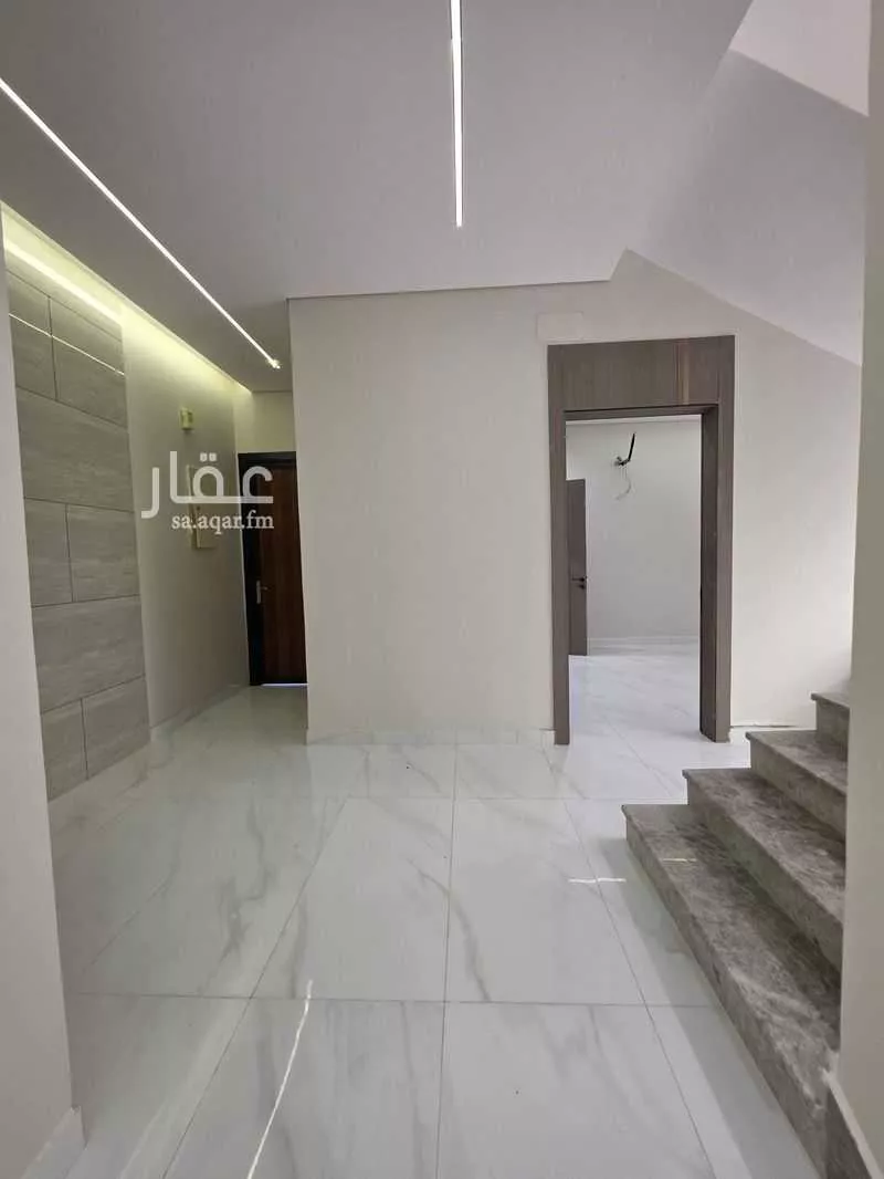 6 bedroom villa in As Salhiyah 13