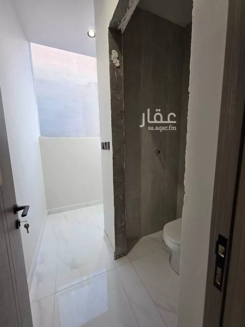 6 bedroom villa in As Salhiyah 18