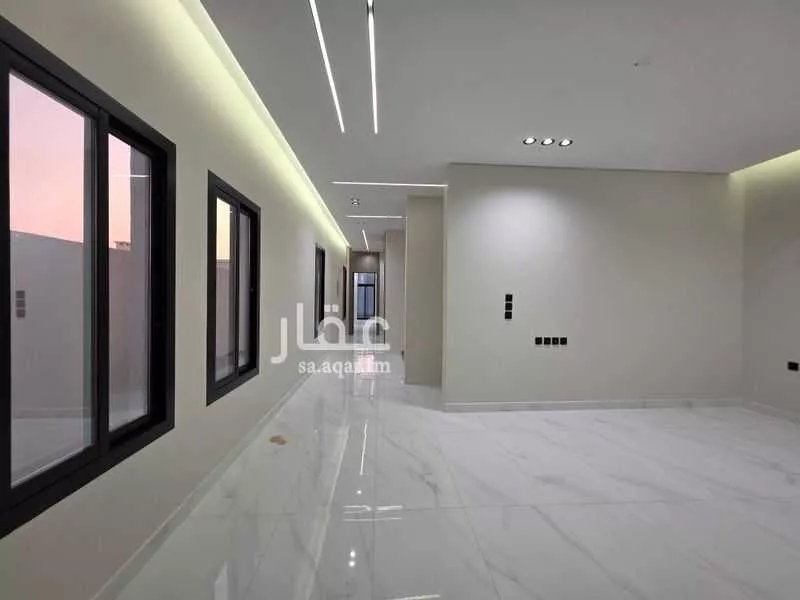 6 bedroom villa in As Salhiyah 4