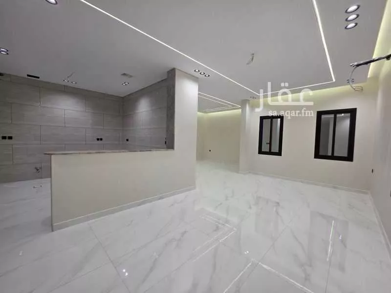 6 bedroom villa in As Salhiyah 7