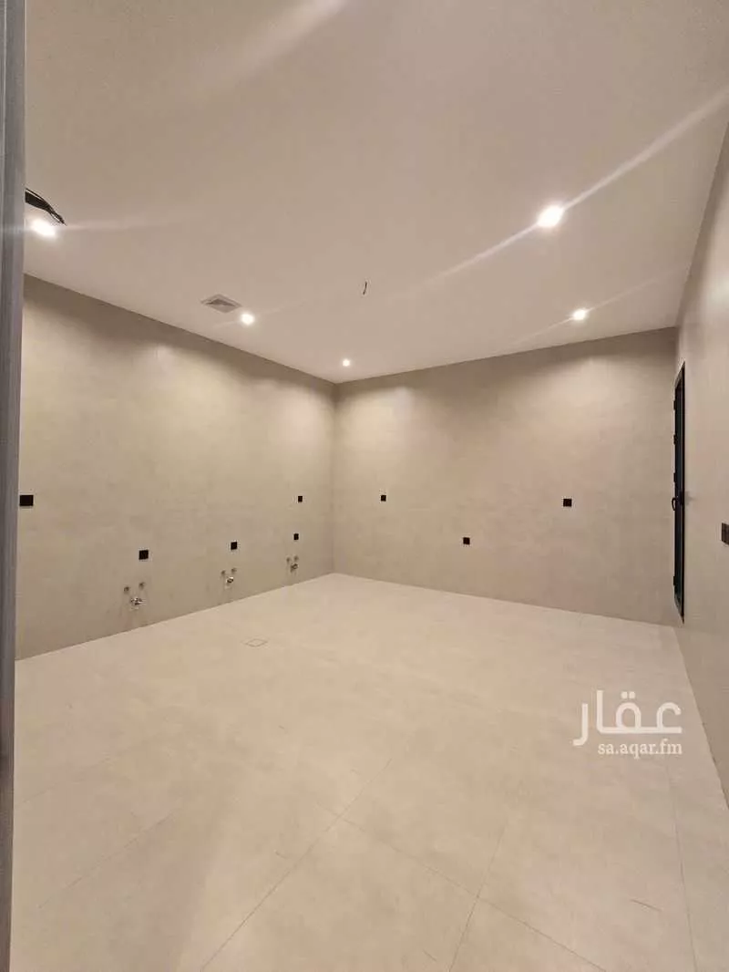 فيلا 8 غرف في الفلاح 13