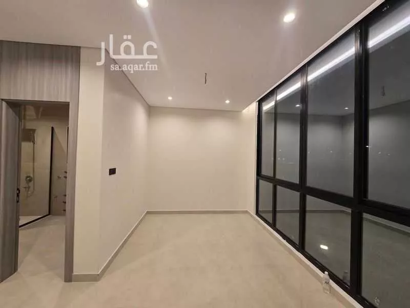 فيلا 8 غرف في الفلاح 6