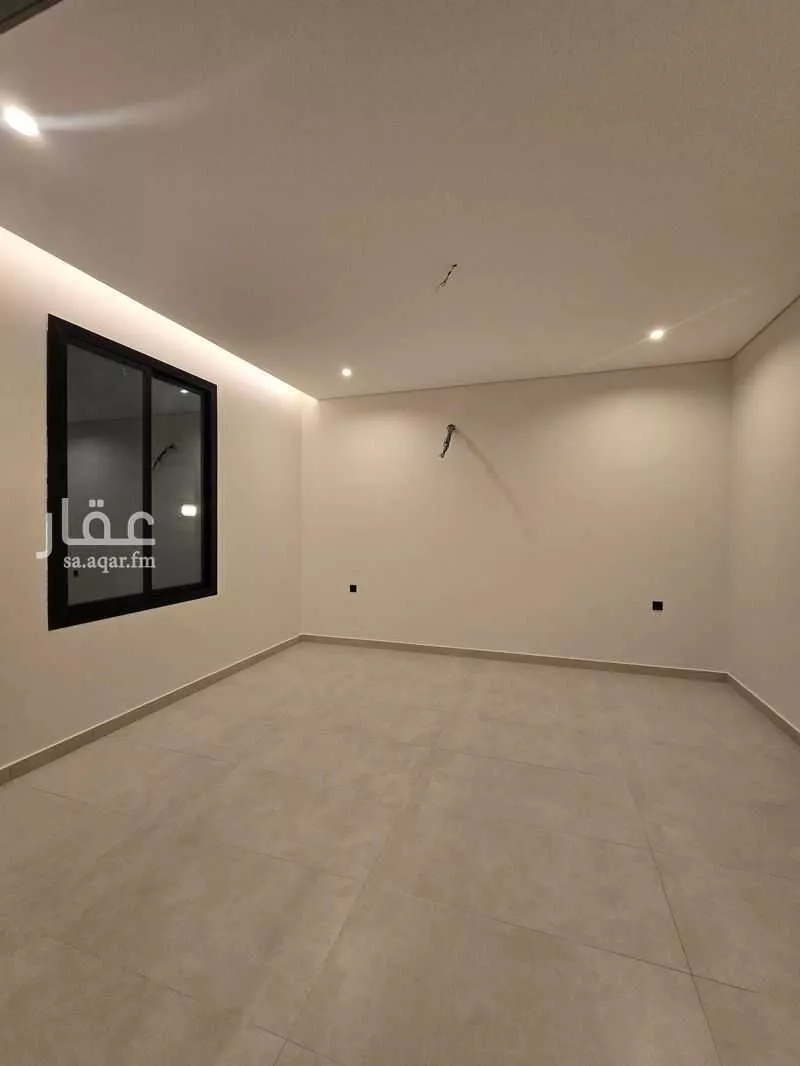 فيلا 8 غرف في الفلاح 7