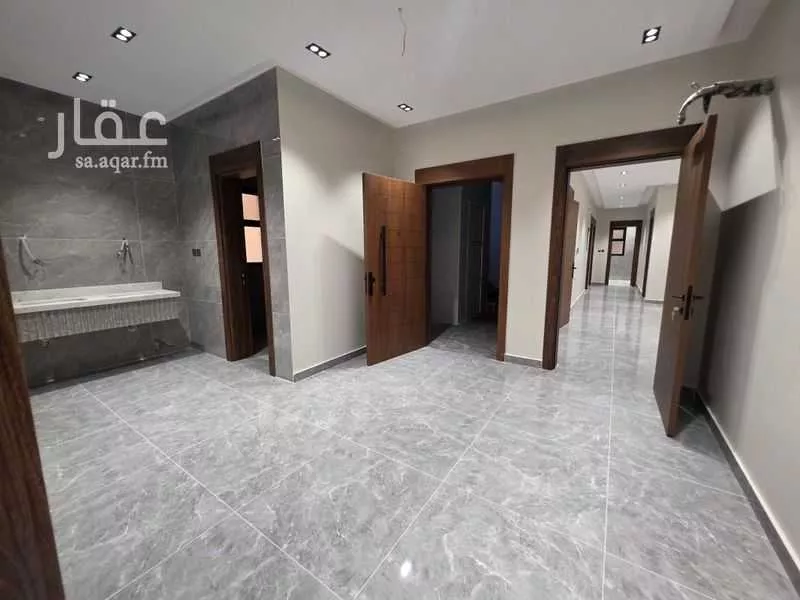 15 bedroom villa in Al Hamdaniyah 3