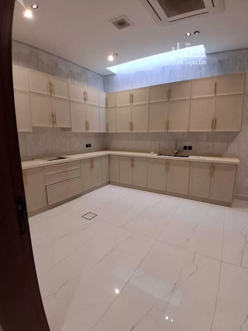 3 bedroom villa in Granada, Riyadh 17