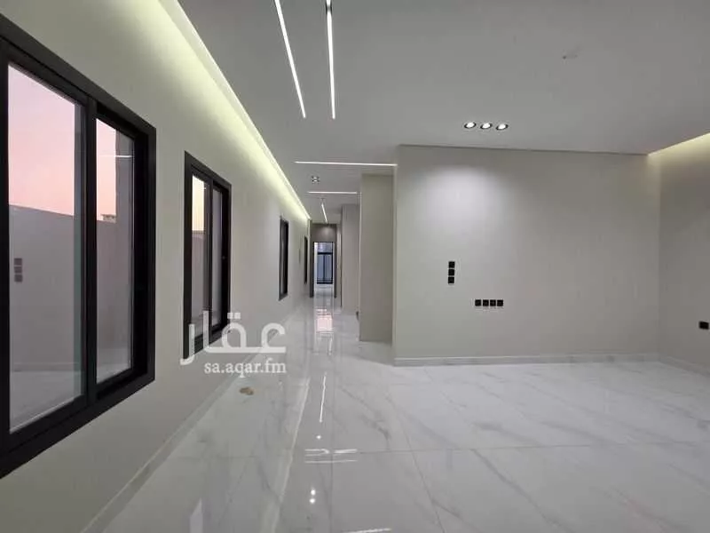 8 bedroom villa in As Salhiyah 13