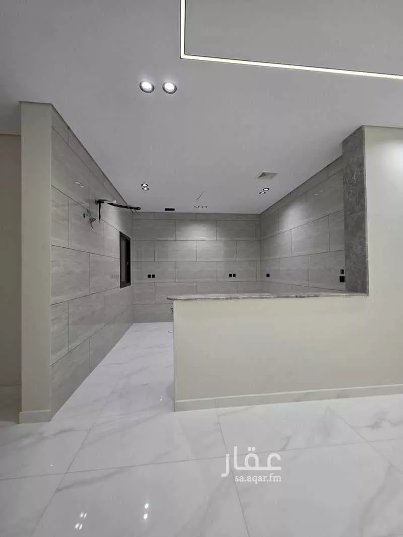 8 bedroom villa in As Salhiyah 5