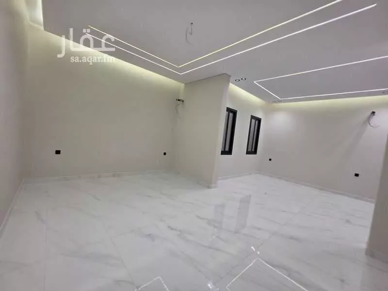 8 bedroom villa in As Salhiyah 8